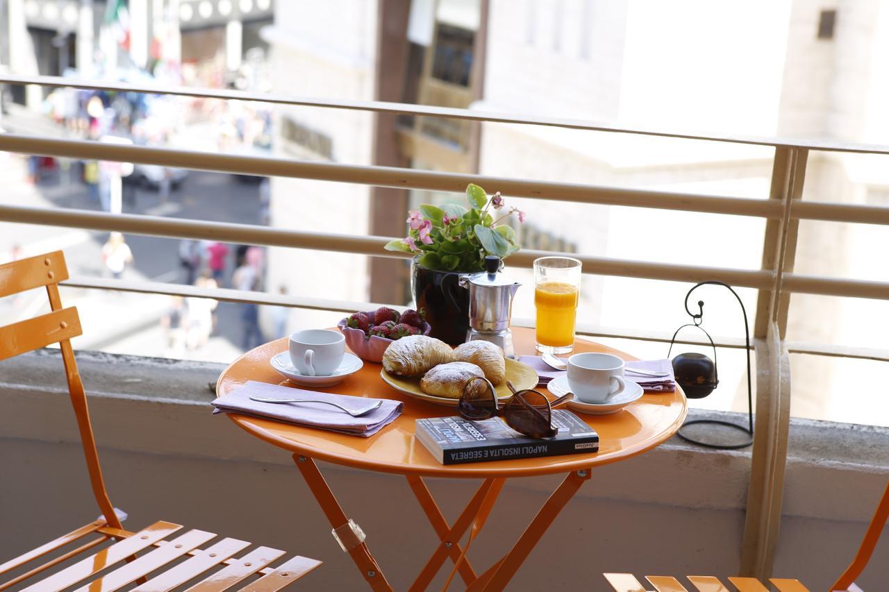 Napoli Bonita B&B Bagian luar foto